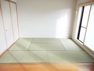 札幌市厚別区・畳6畳表替え・網戸張替え工事 国産表で表替え
